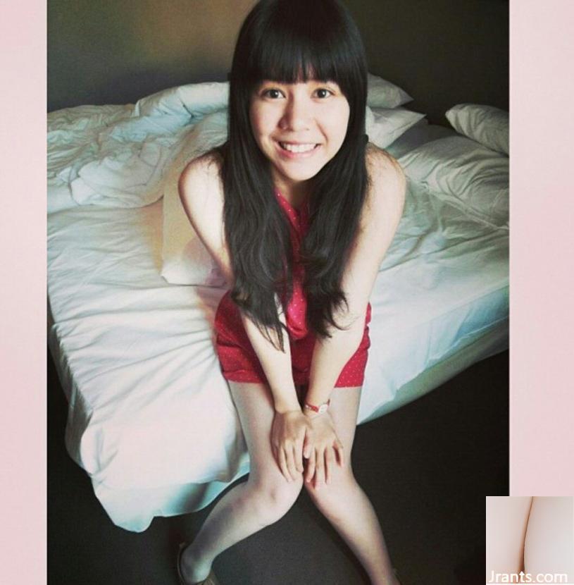 Nữ tiếp viên ~ Elly Tseng ~ Một đôi chân thon dài + bikini gợi cảm và nóng bỏng (24P) - Ảnh 3