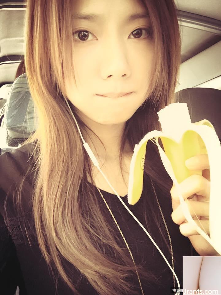 Cô gái touhua khoe “Tây bán cầu” bên hông và lộ toàn bộ đường ngực!! (32P)