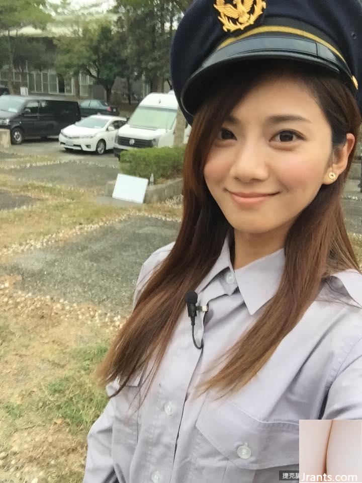 Cô gái touhua khoe “Tây bán cầu” bên hông và lộ toàn bộ đường ngực!! (32P) - Ảnh 5