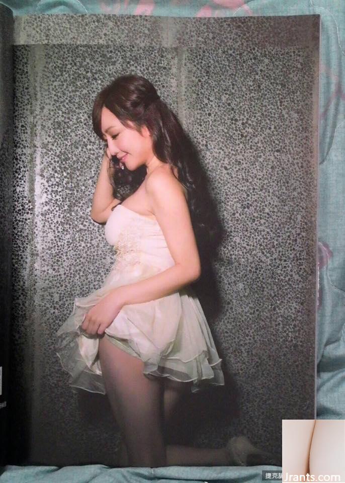 Madou gợi cảm 34D ~ Cô gái T (Tiffany Chen)~chỉ mặc quần lót và gối (40P) - Ảnh 16