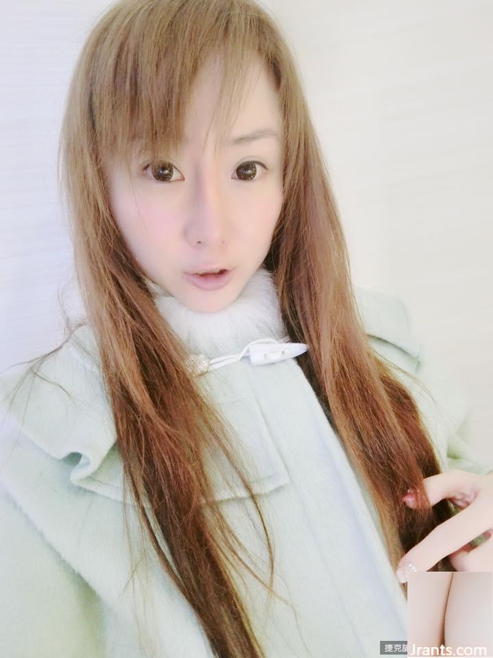 Madou gợi cảm 34D ~ Cô gái T (Tiffany Chen)~chỉ mặc quần lót và gối (40P) - Ảnh 28