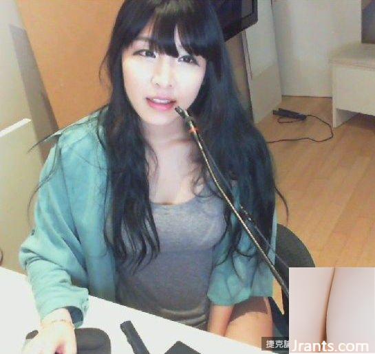 Mỏ neo E-cup với dáng người siêu đẹp ~ BJ Jialin (Hyunseo)~ Chúc mọi người năm mới vui vẻ trong bộ váy bó sát màu đỏ (56P) - Ảnh 2