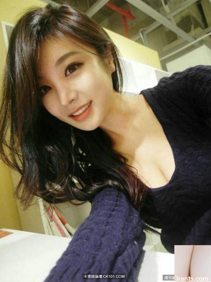 Mỏ neo E-cup với dáng người siêu đẹp ~ BJ Jialin (Hyunseo)~ Chúc mọi người năm mới vui vẻ trong bộ váy bó sát màu đỏ (56P) - Ảnh 34