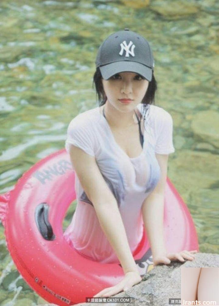 Mỏ neo E-cup với dáng người siêu đẹp ~ BJ Jialin (Hyunseo)~ Chúc mọi người năm mới vui vẻ trong bộ váy bó sát màu đỏ (56P) - Ảnh 35