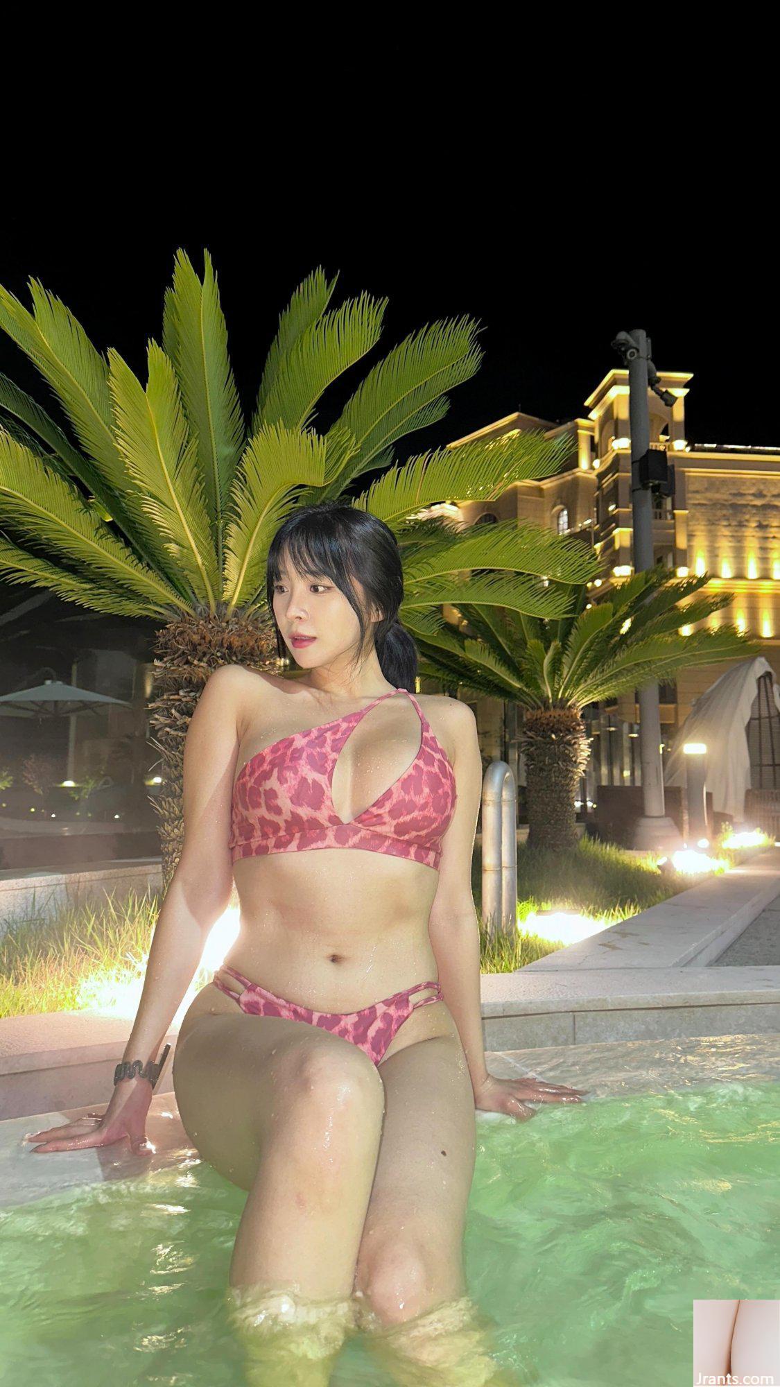 Em gái sừng sỏ “muốn bị chèn chết bởi đôi chân dài và bộ ngực đẹp đó (24P) - Ảnh 9