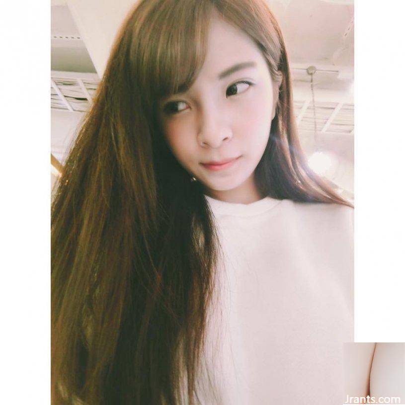 Cô gái tốt nghiệp trường trung học dạy nghề 32D Zhuang Jing ~ Rui Rui (Alice Lee) ~ vừa đứng dậy và chụp ảnh tự sướng với cặp kính trên cơ thể khoét sâu khoe bóng nóng bỏng (51P) - Ảnh 39