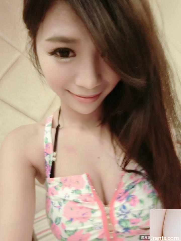 Cô gái tốt nghiệp trường trung học dạy nghề 32D Zhuang Jing ~ Rui Rui (Alice Lee) ~ vừa đứng dậy và chụp ảnh tự sướng với cặp kính trên cơ thể khoét sâu khoe bóng nóng bỏng (51P) - Ảnh 5