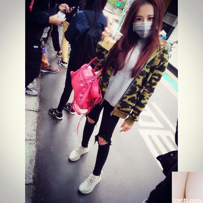 Cô chủ cửa hàng giày xinh đẹp có đôi mắt điện quyến rũ ~ Liao Ting ~ ngọt ngào ăn đậu đá và chụp ảnh trước ống kính, hiếm khi khoe vẻ gợi cảm của mình (60P - Ảnh 45