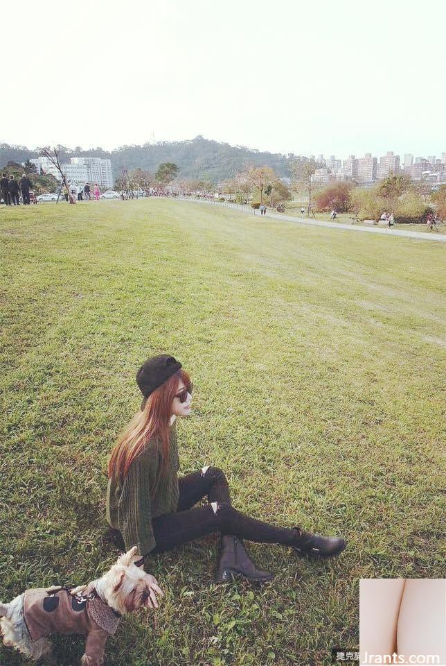 Đôi bốt cao quá đầu gối của hot girl gợi cảm Chen Jun khơi dậy ảo mộng bất tận (12P)