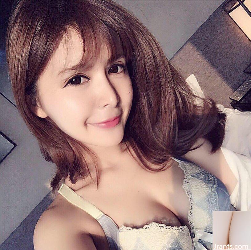 C sữa nắng ngọt ngào Madou~Qiu Aichen~tự sướng nóng bỏng trên giường (62P) - Ảnh 38