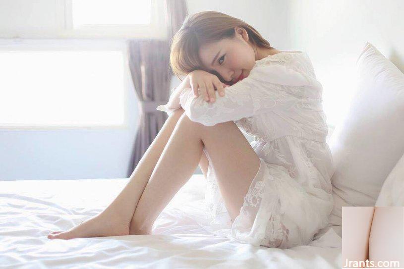 C sữa nắng ngọt ngào Madou~Qiu Aichen~tự sướng nóng bỏng trên giường (62P) - Ảnh 57