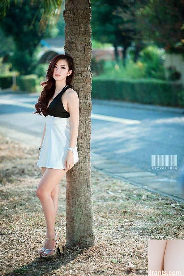 Bộ ngực 32D Madou ~ Xiaoqing Laura Ku ~ Chỉ mặc đồ lót gợi cảm bên trong chiếc túi đeo rỗng, để lộ quả bóng đầy đặn của cô ấy (73P) - Ảnh 70