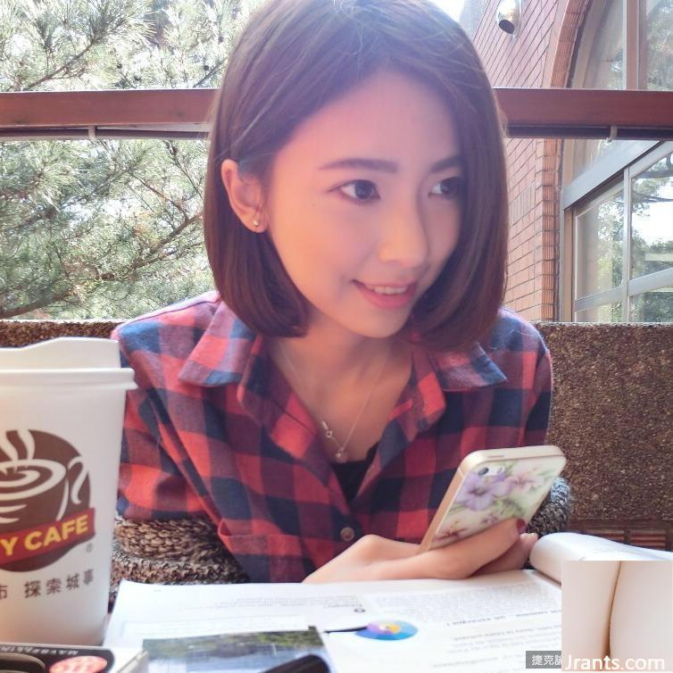 Cô gái tóc ngắn xinh đẹp ~Miars Liutzuhan~ selfie nóng bỏng trước thác nước với một dây đeo vai tuột ra trông càng quyến rũ hơn (29P - Ảnh 23