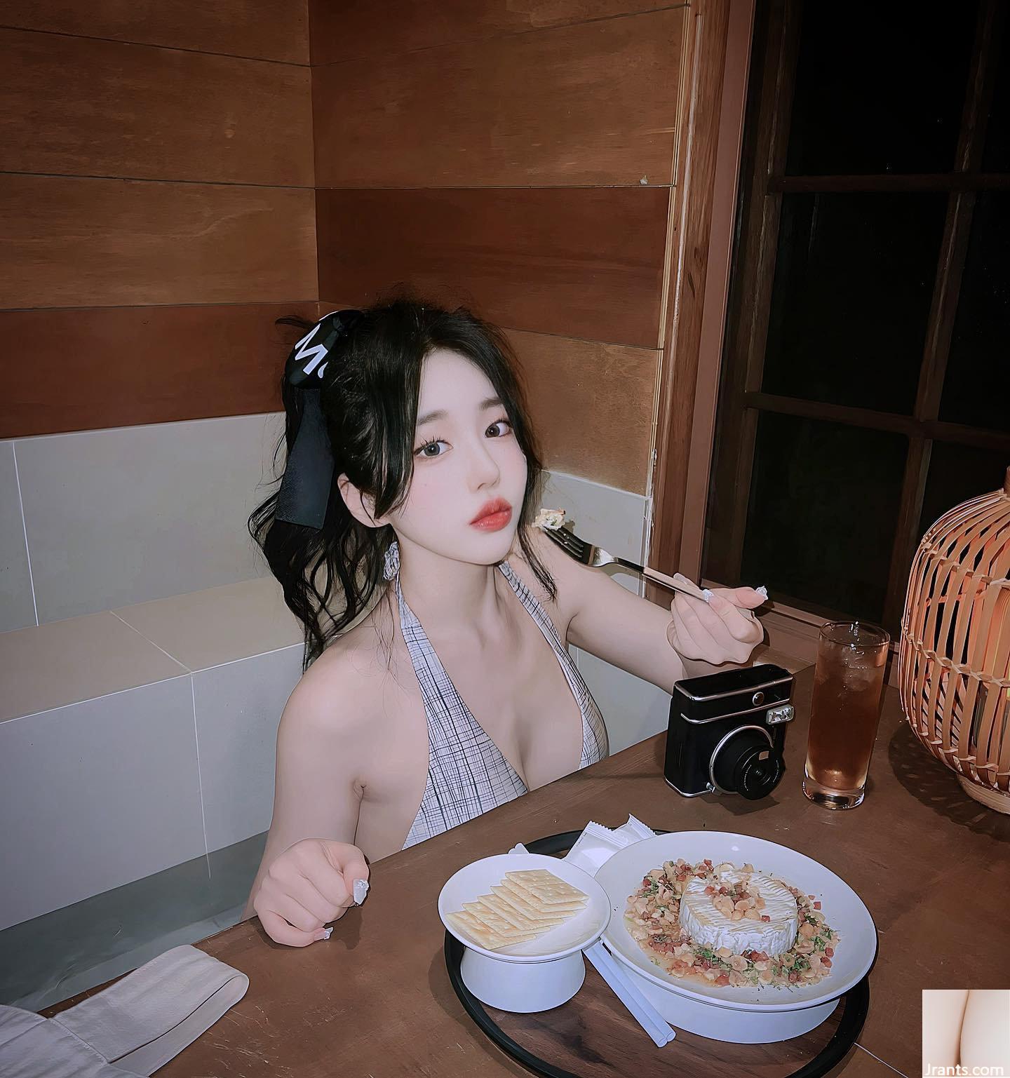 Cảnh nóng đôi ngực căng tròn gợi cảm khiến người ta phải ngoái nhìn (15P) - Ảnh 4