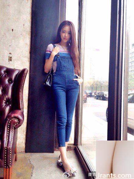 Người mẫu nhỏ nhắn với khí chất tươi tắn ~ Huang Yilin B (81P) - Ảnh 15