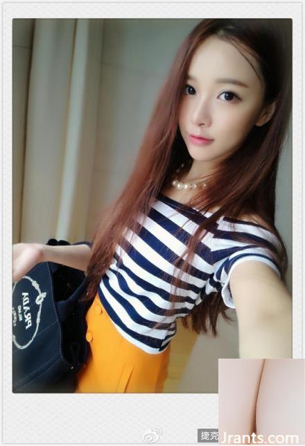 Người mẫu nhỏ nhắn với khí chất tươi tắn ~ Huang Yilin B (81P) - Ảnh 23