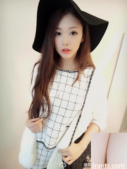 Người mẫu nhỏ nhắn với khí chất tươi tắn ~ Huang Yilin B (81P) - Ảnh 24