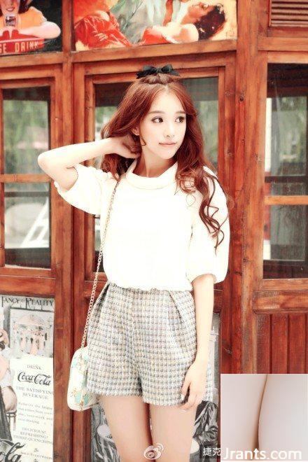 Người mẫu nhỏ nhắn với khí chất tươi tắn ~ Huang Yilin B (81P) - Ảnh 56