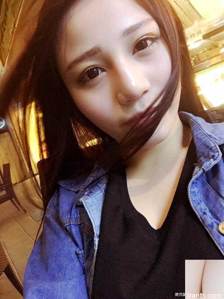 32C có chất liệu~Lai Bibi là một cô gái xinh đẹp mặc bikini~Lai Bibi(44P) - Ảnh 39