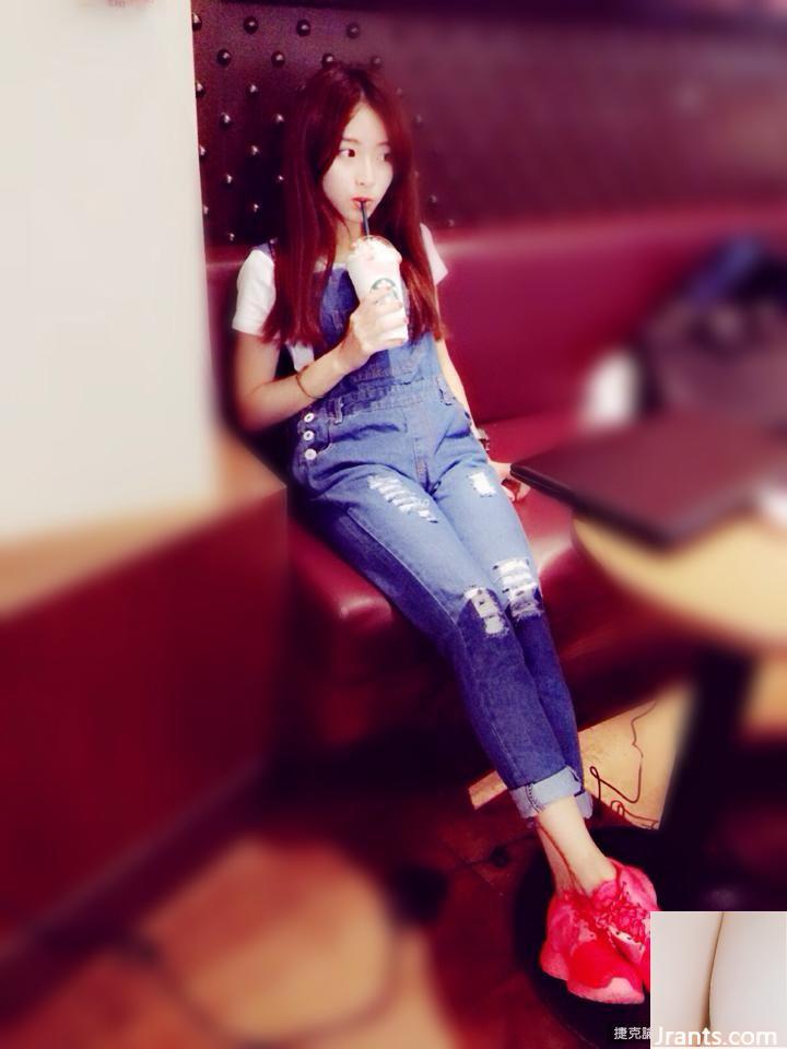 Nữ nhân viên xinh đẹp của Nike~Cao Manting~ (31P) - Ảnh 13