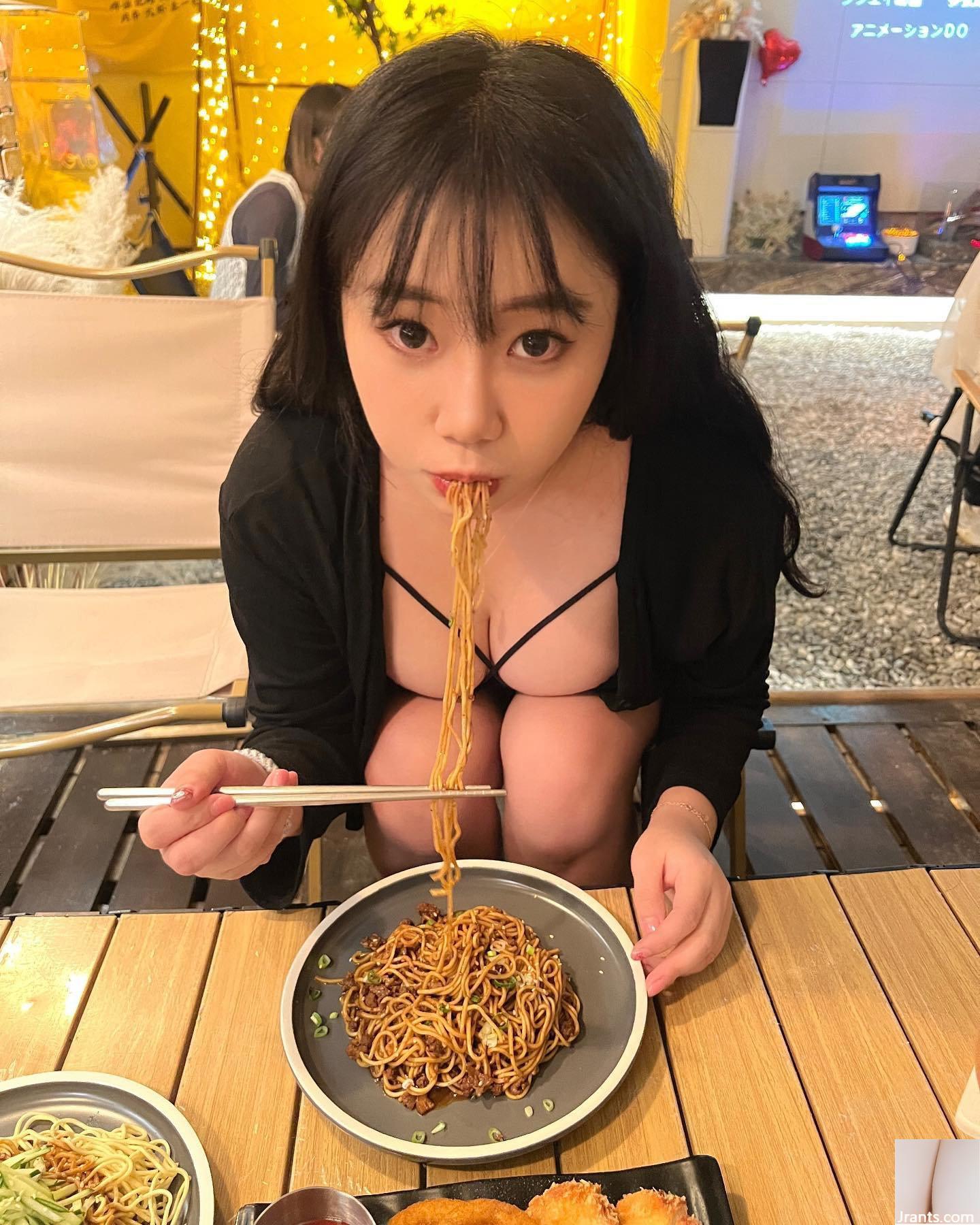 Người đẹp mắt to “Yonghan Kelly” có đường cong trắng như tuyết, khí chất thon gọn, tươi trẻ và tinh tế (19P) - Ảnh 12