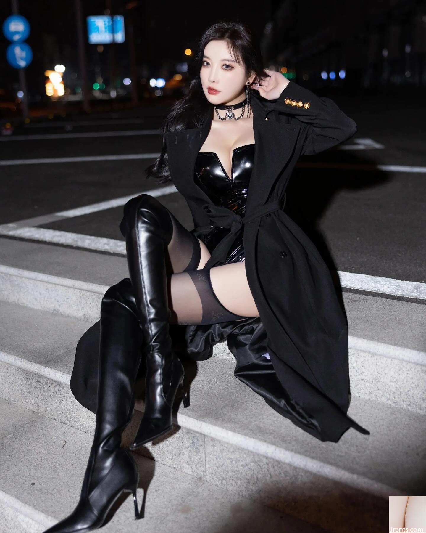 Vóc người đẹp toát lên vẻ quyến rũ “yangcc1126”, bộ ngực trắng nõn nõn nà không chịu nổi (23P) - Ảnh 15