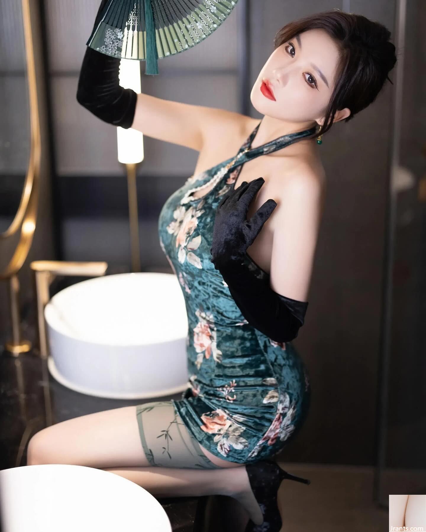 Vóc người đẹp toát lên vẻ quyến rũ “yangcc1126”, bộ ngực trắng nõn nõn nà không chịu nổi (23P) - Ảnh 22