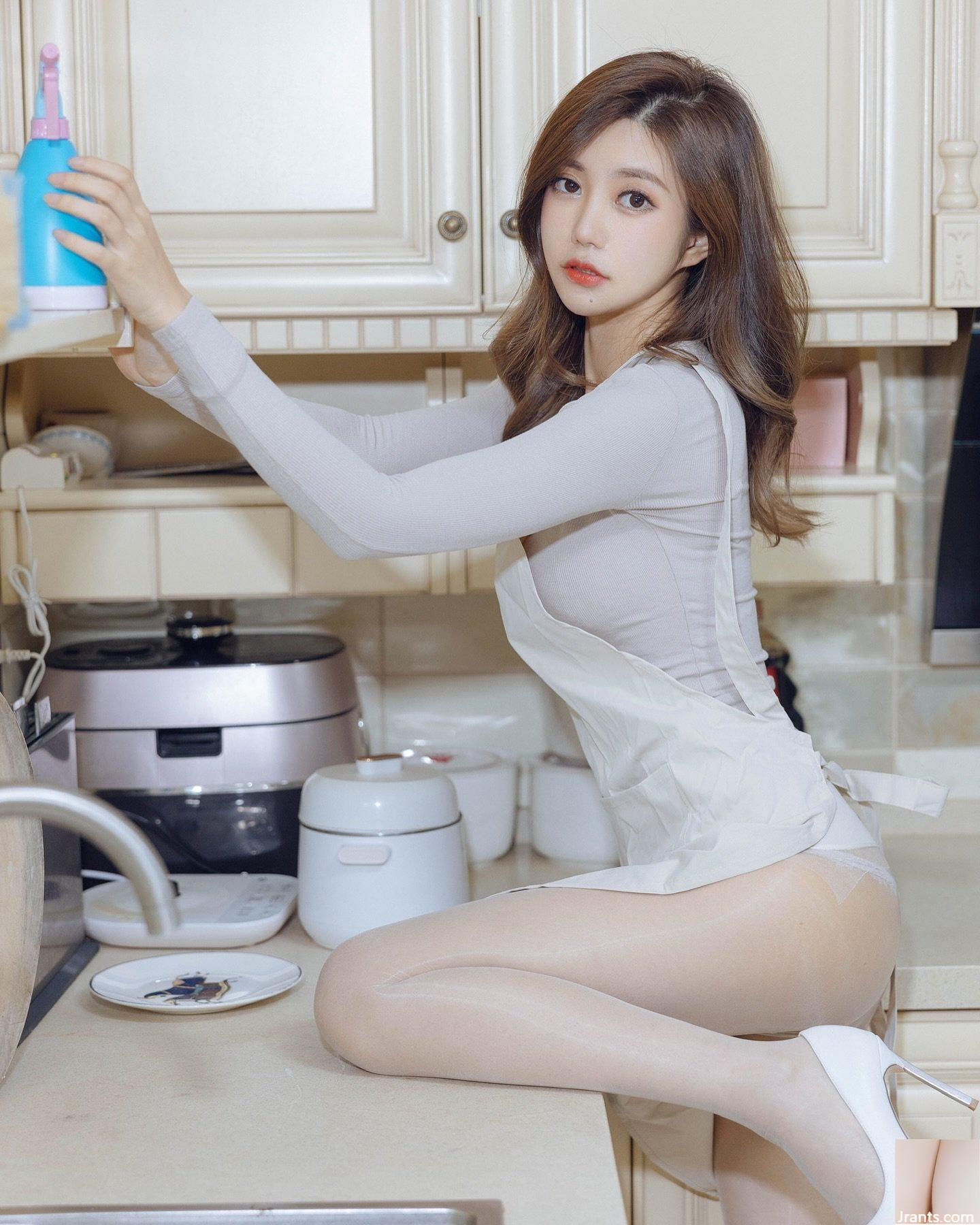 Cô em gái nóng nảy “Qili Jiaula” có thân hình phóng khoáng, gợi cảm, quyến rũ và đáng yêu (29P) - Ảnh 7