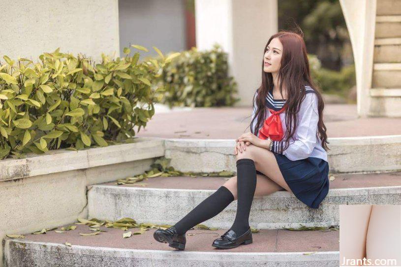 Ngực 32D, ngực và chân đẹp Tiancai ~ Xu Huiling ~ Ảnh selfie cắt thấp trên xe với đường sự nghiệp dài bắt mắt (50P+Facebook) (57P) - Ảnh 30