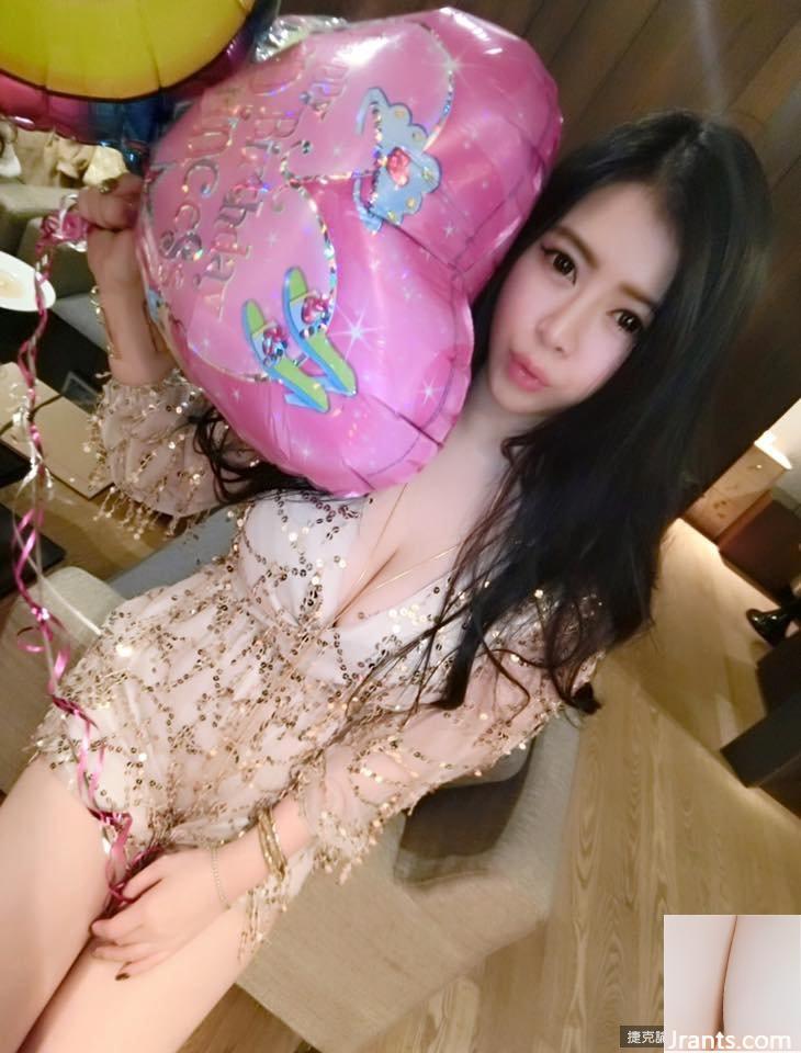 Bà chủ G-cup ~ Liu Liuning ~ selfie bikini đỏ nóng bỏng với vòng nâng tập trung và bộ ngực đẹp quá đầy đặn (69P) - Ảnh 38