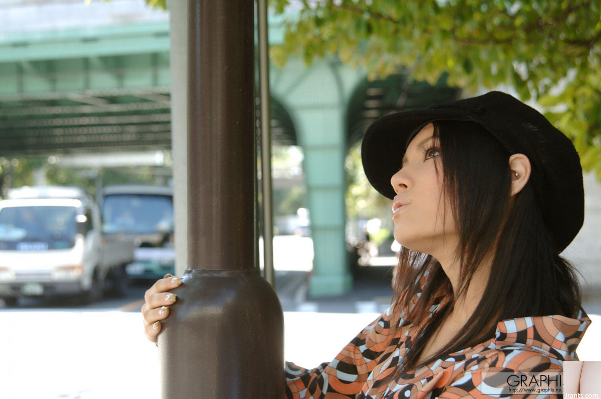 Maria Ozawa (Graphis) “Harvest” (25-10-2006) (96P) - Ảnh 2