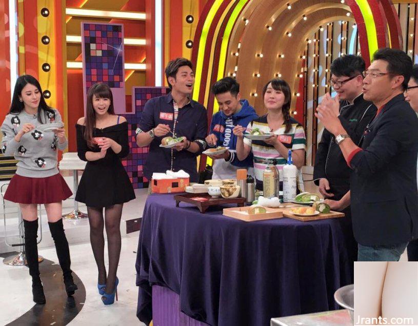 Vú E bung ra khỏi áo trắng! ~Xiao Xiaoyu~ Nam bán cầu vô tình lộ ra trong khe hở của nút (24P) - Ảnh 8