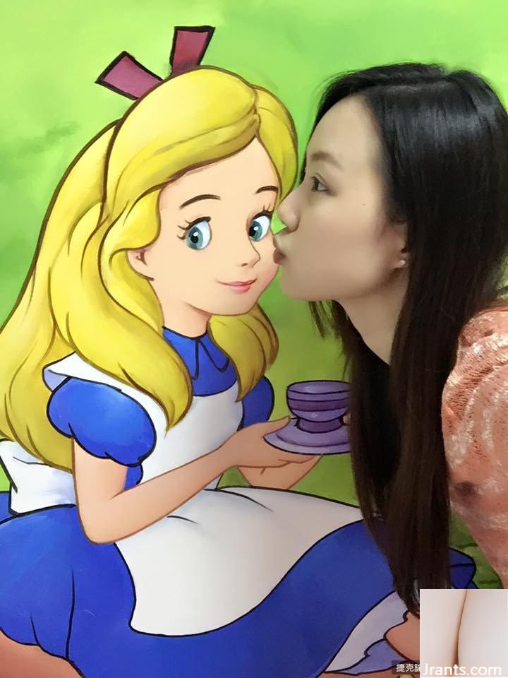 Vũ công cao ráo, nhiệt tình và sôi nổi ~Shanshan~khoe vòng eo nhỏ nhắn trong chiếc quần nóng bỏng gợi cảm trong hộp đêm (35P) - Ảnh 11