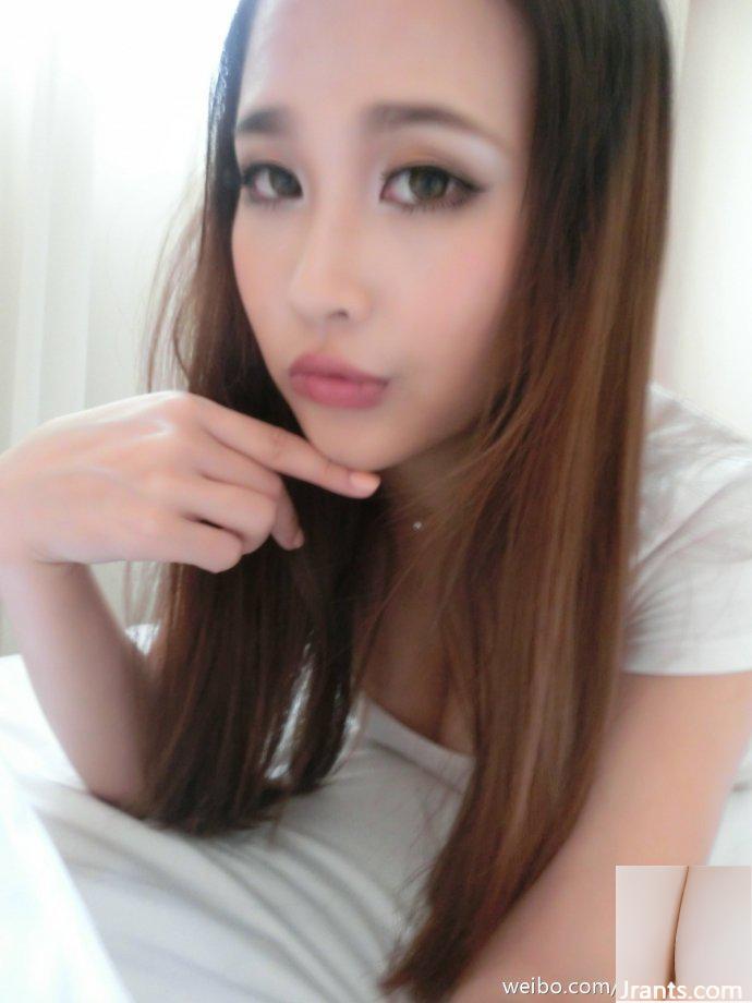 Với dáng người kiêu hãnh ~ Hu Qiqi A (51P) - Ảnh 34