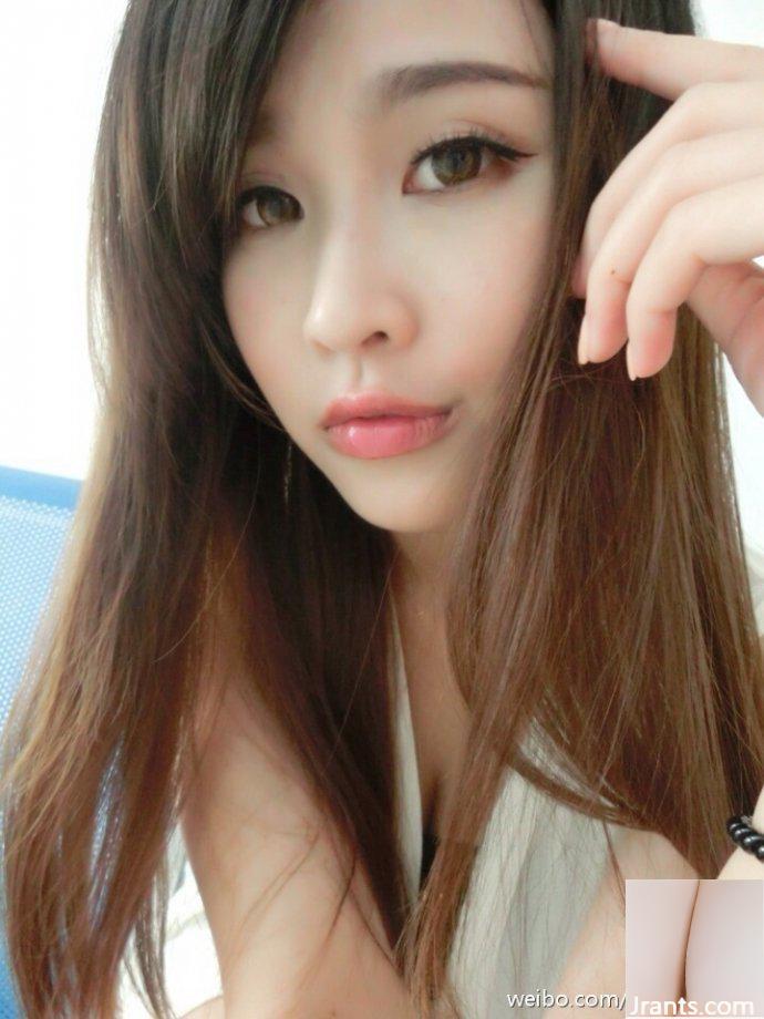 Với dáng người kiêu hãnh ~ Hu Qiqi B (48P) - Ảnh 36