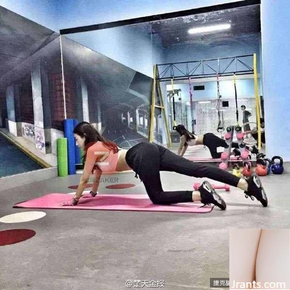 Điên cuồng tập thể dục trong hai năm ~ Zhao Yaqi ~ Cô gái béo biến thành nữ thần và trở nên nổi tiếng trên Internet (18P)