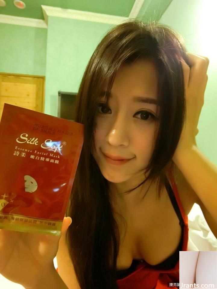 ) Hot girl ngực đẹp 32D Madou ~ Stella Stella ~ selfie nóng bỏng tại triển lãm máy móc hạng nặng với thân trên bán khỏa thân trong gương (48P) - Ảnh 29
