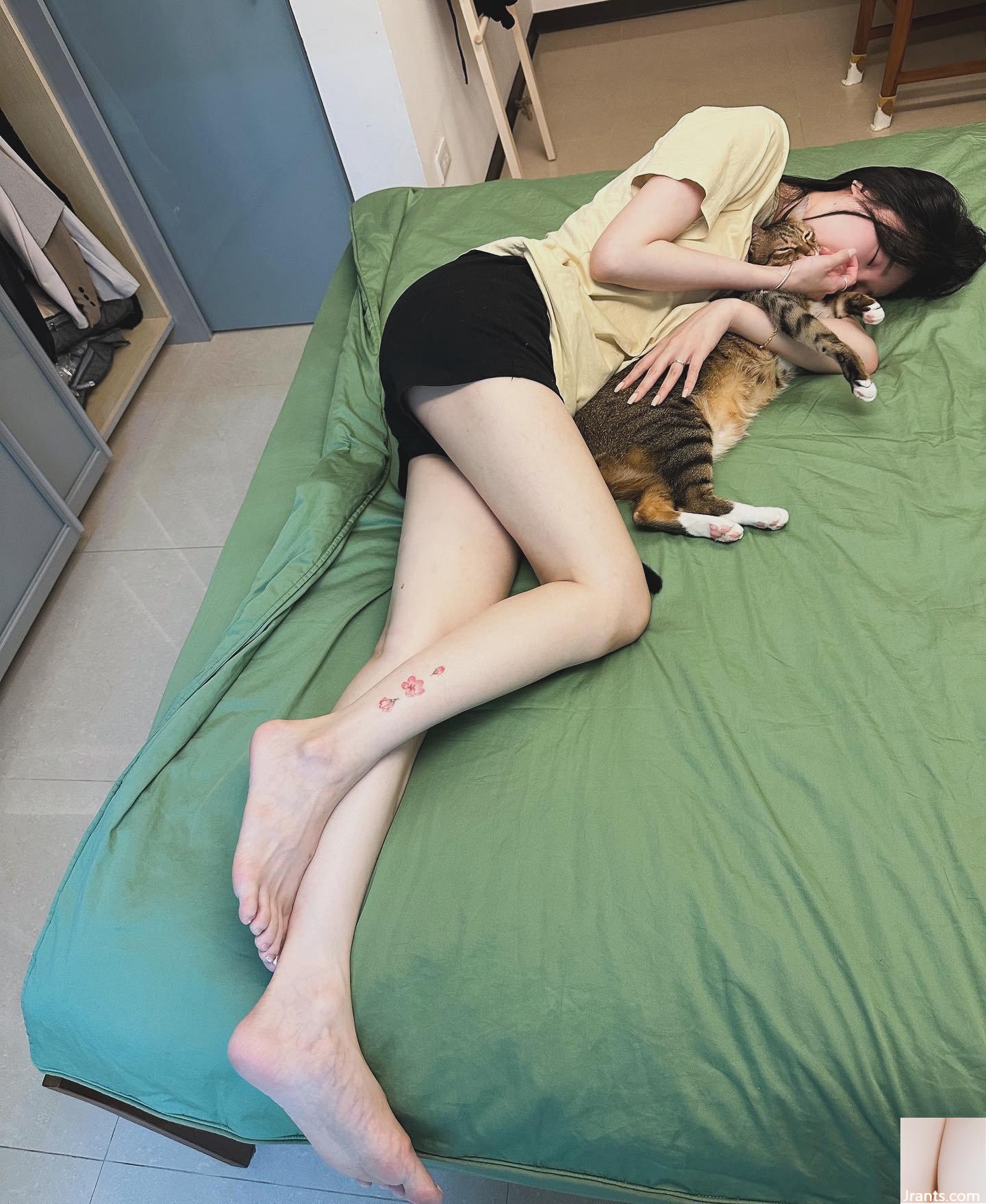 Vẻ đẹp thanh lịch của yêu tinh thế giới loài người “verakaooo” nghiêng đầu đáng yêu (12P) - Ảnh 3