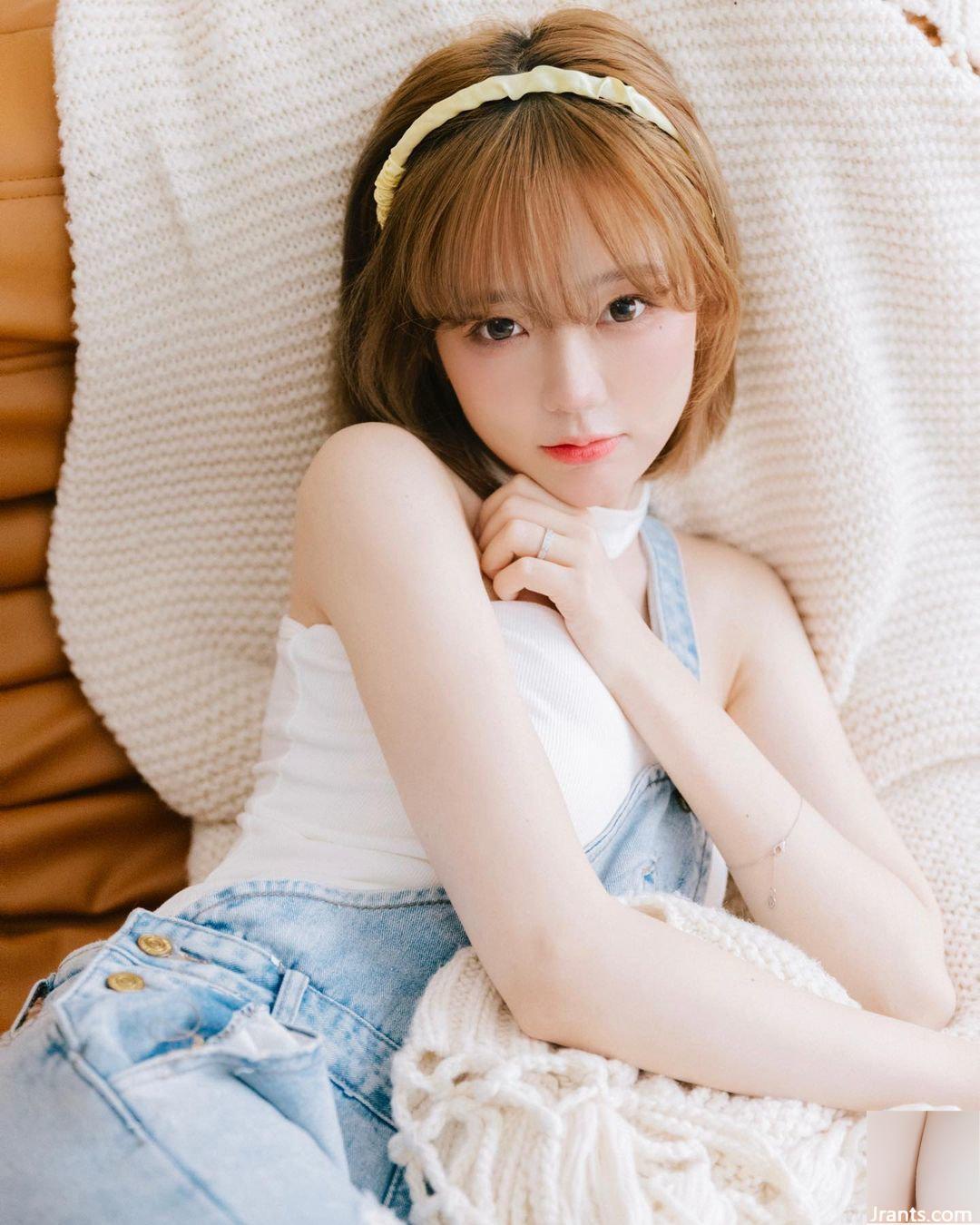 Cô nàng xinh đẹp “Ninizi” xinh đẹp tự nhiên, ẩn giấu bộ ngực trắng nõn và mềm mại siêu cường (10P) - Ảnh 6