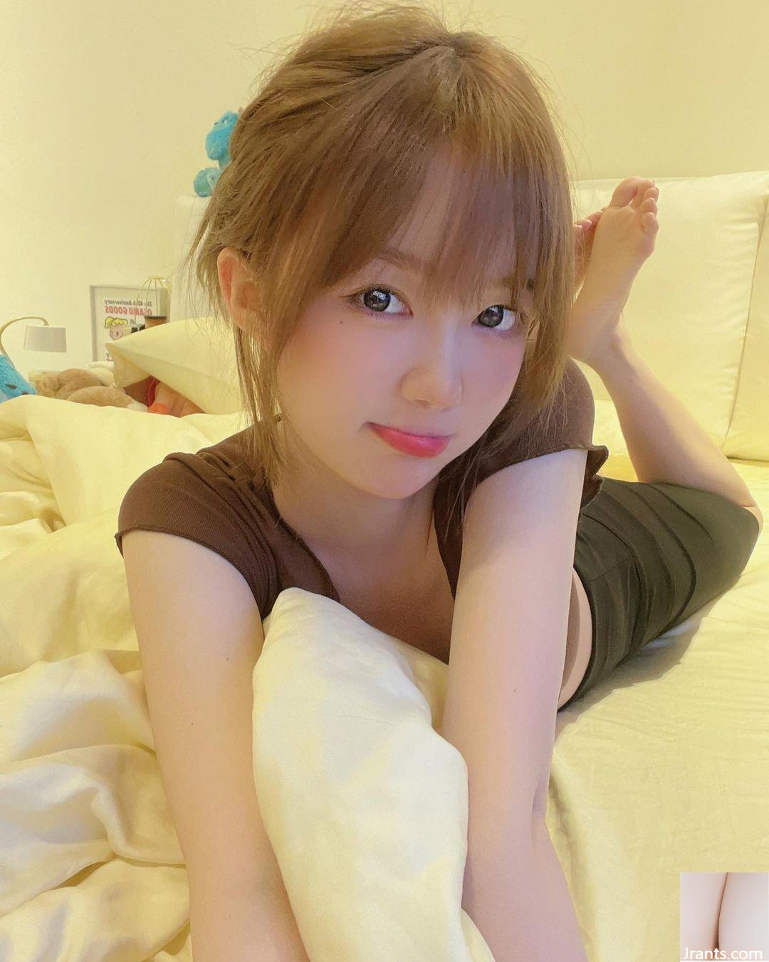 Cô nàng xinh đẹp “Ninizi” xinh đẹp tự nhiên, ẩn giấu bộ ngực trắng nõn và mềm mại siêu cường (10P) - Ảnh 7