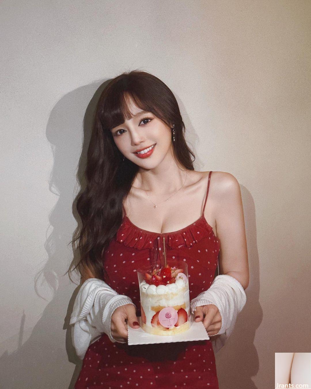 Nữ thần “Qiu Han” có ngoại hình và khí chất hoàn hảo, chỉ riêng ánh mắt thôi cũng không thể cưỡng lại (10P) - Ảnh 3