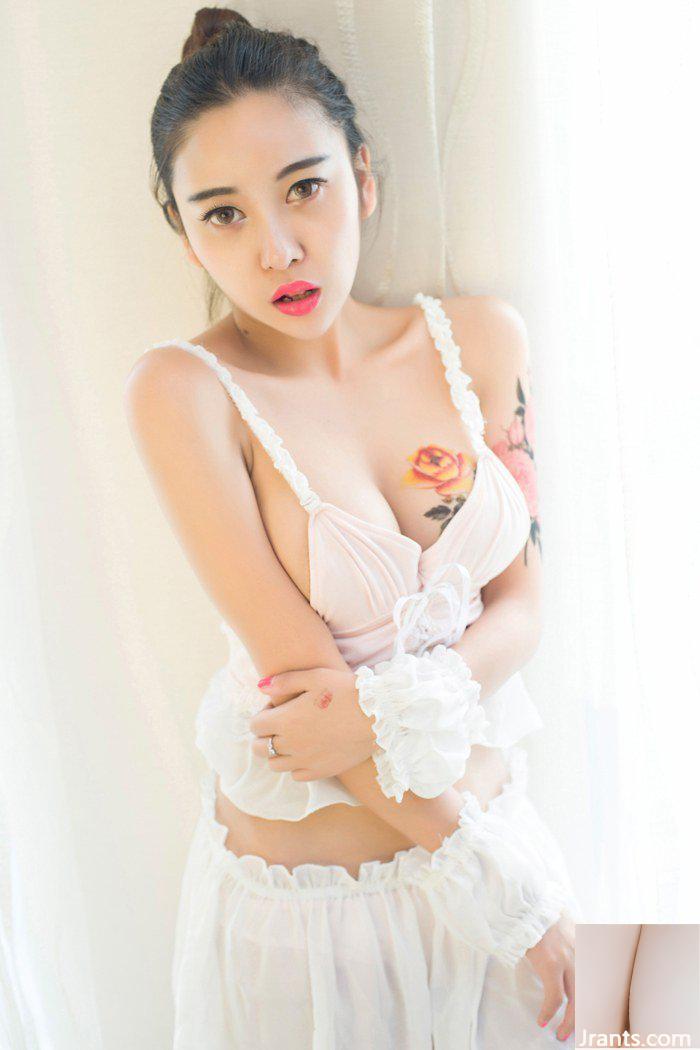 Thiếu nữ cô đơn Li Zixi trong bộ trang phục gợi cảm của SM với bộ ngực khủng và quyến rũ (59P) - Ảnh 56