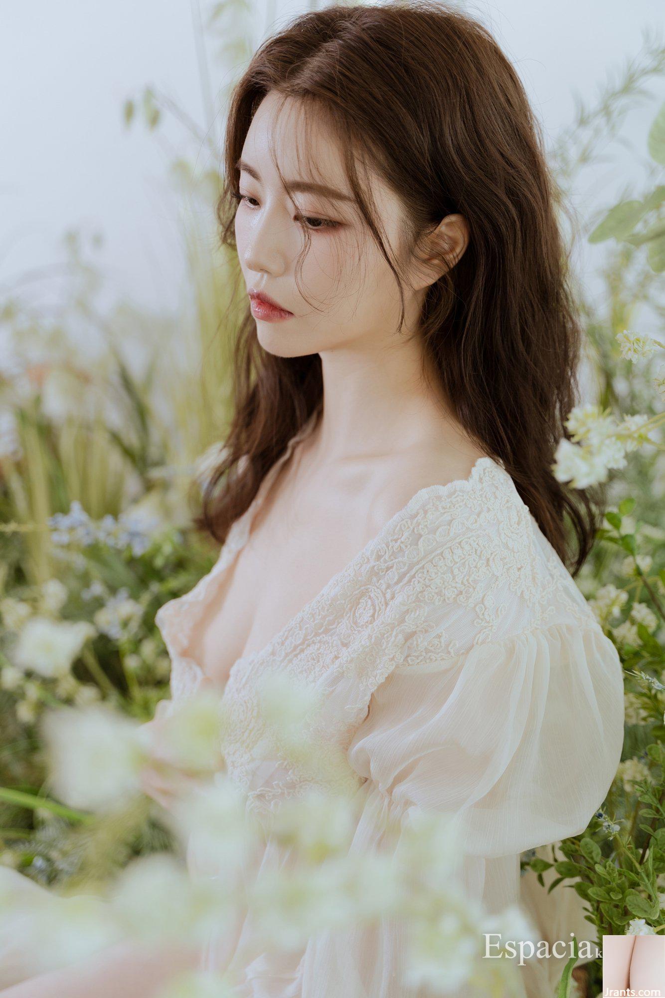 EHC#111 YUA (51P) - Ảnh 2