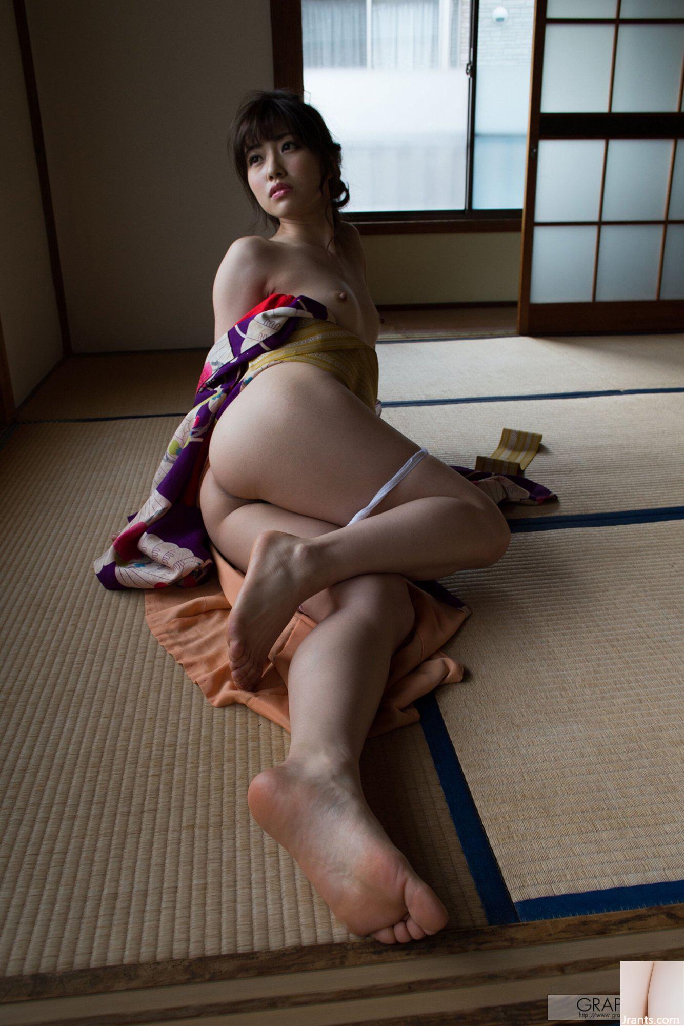 Masami Ichikawa (Graphis) “Tôi) ở đây” (25-03-2016) (147P) - Ảnh 72