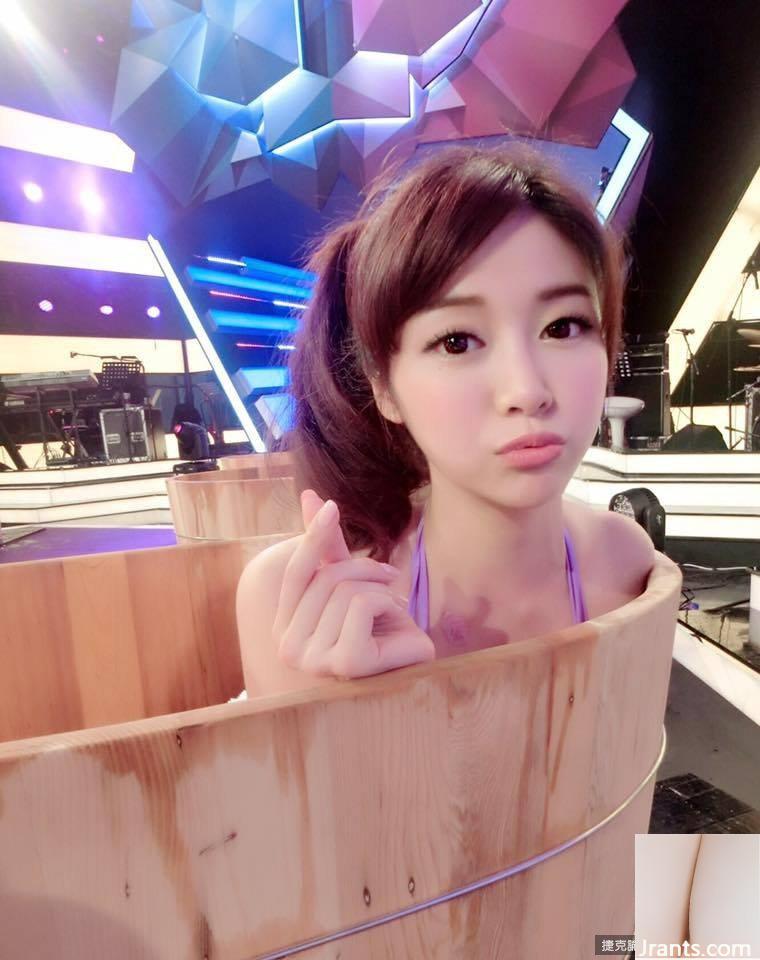 Bikini khoe bộ ngực khủng trắng như tuyết ~ Thành ngữ kiều mạch ~ Bộ ngực cúp D “hình tình yêu” bùng nổ và nóng bỏng (85P)