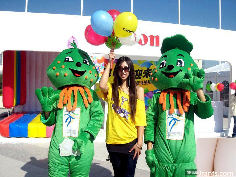 (Lulu) Đôi chân dài và độc đoán lộ ra ngoài (32P) - Ảnh 27