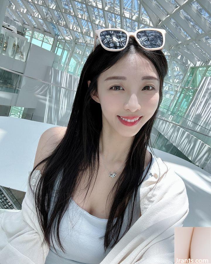 Làn da trắng nõn của “Cai Fanfan” lộ ảnh riêng tư nóng bỏng thuần khiết và gợi cảm (10P) - Ảnh 9