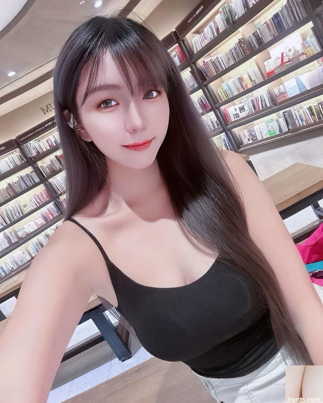 “A Little Egg Yolk” khoe thân hình nóng bỏng, gợi cảm với đường rãnh sâu khiến ai xem xong cũng phải say đắm (9P) - Ảnh 6