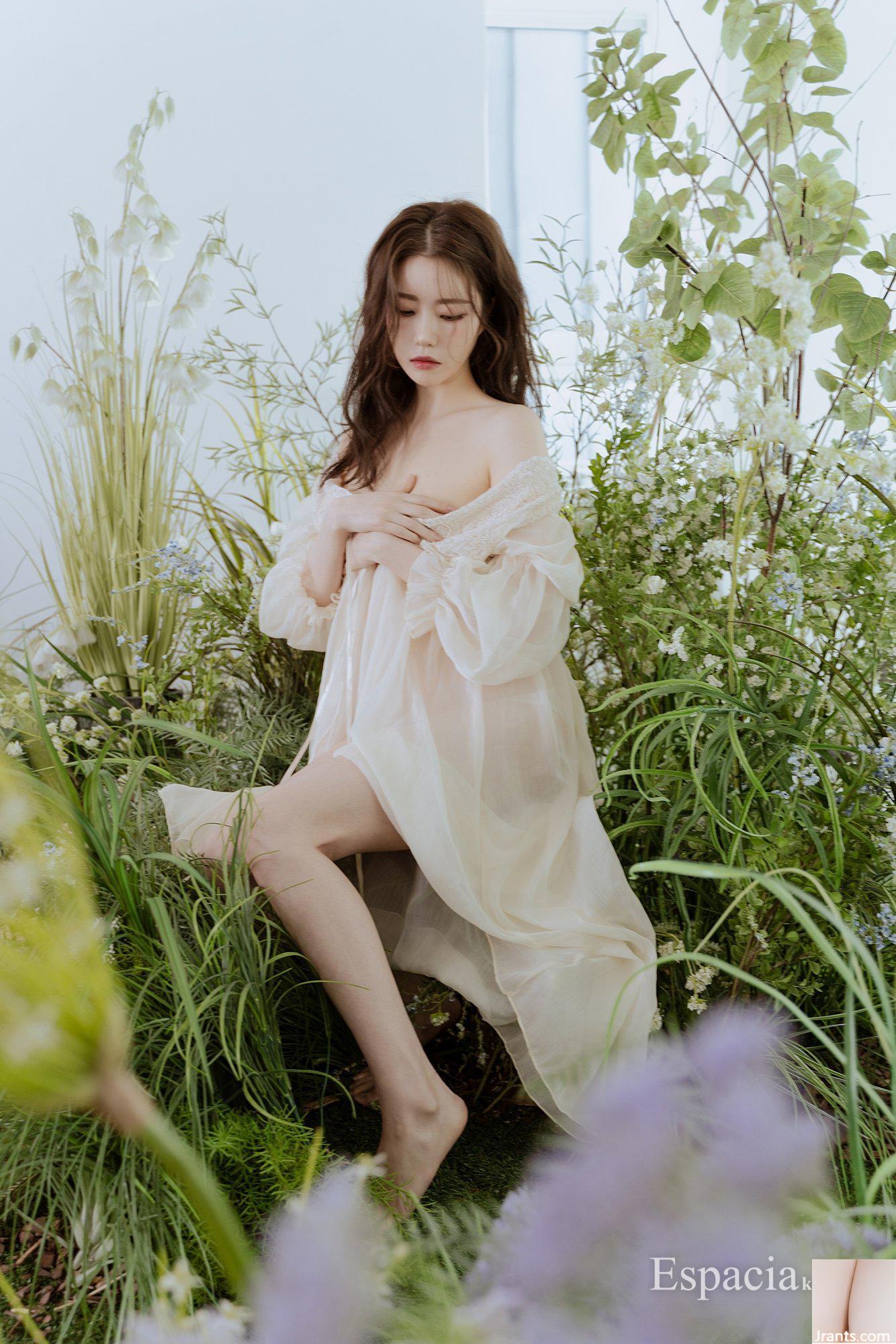 EHC#111 YUA (51P) - Ảnh 3