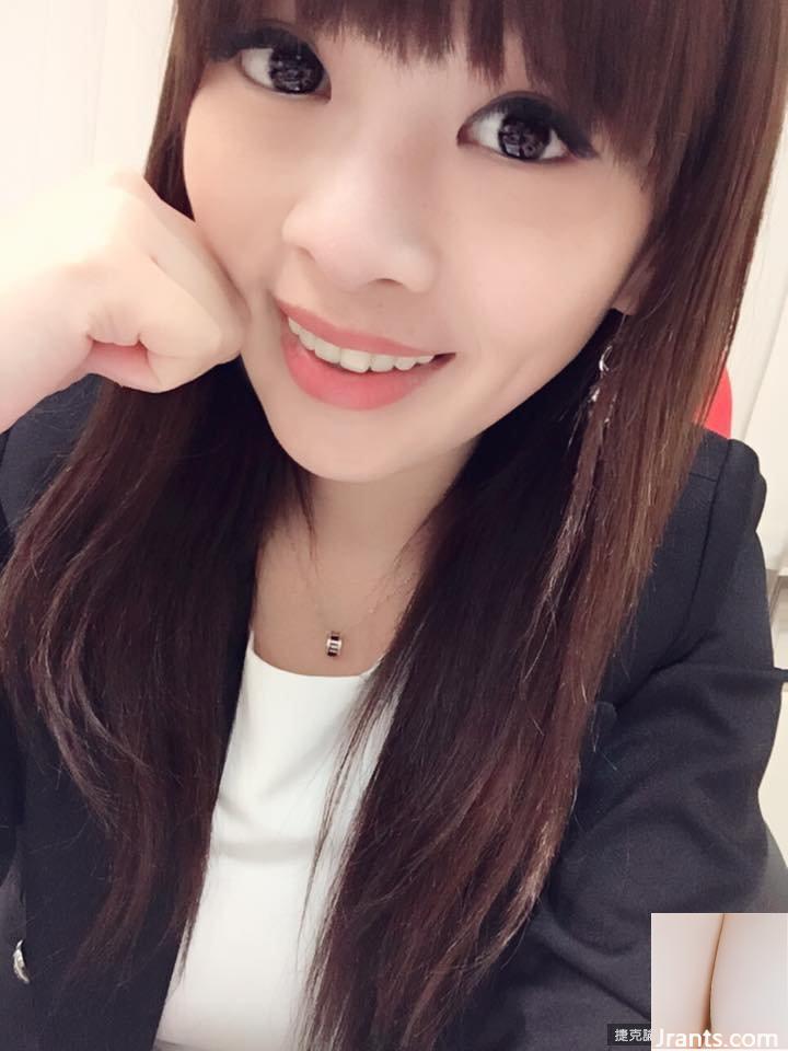 Tư vấn tài chính Cô gái xinh đẹp 32D~Xiangmi (Cheng Xiangting)~Bikini gợi cảm Show Sparks Hot Career Line (29P) - Ảnh 22